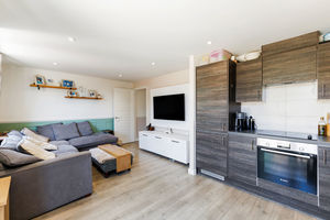 Living Room- click for photo gallery